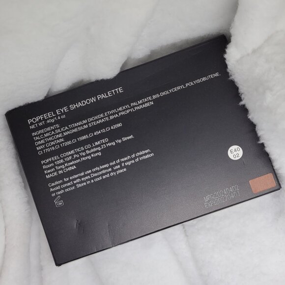 40 Color | Vibrant Candy | Eyeshadow Palette - Picture 3 of 5